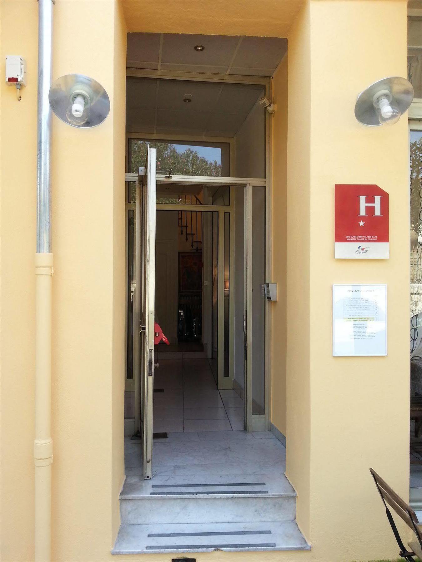 Hotel De Belgique A Μεντόν Εξωτερικό φωτογραφία